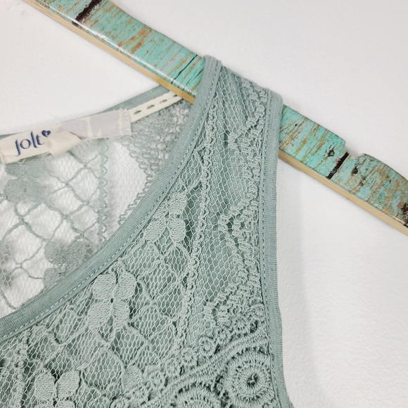 Green Cold Shoulders Blouse - Picture 2 of 8